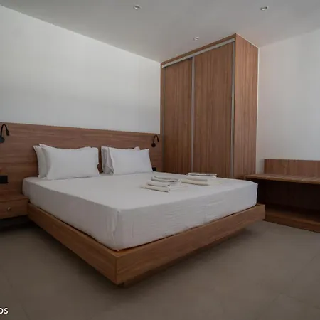 Rodos On The Park 4*