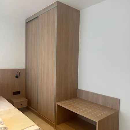 Hotel de apartamente Rodos On The Park Rhodes City