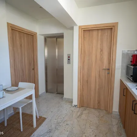 Ξενοδοχείο με διαμερίσματα Rodos On The Park Rhodes City